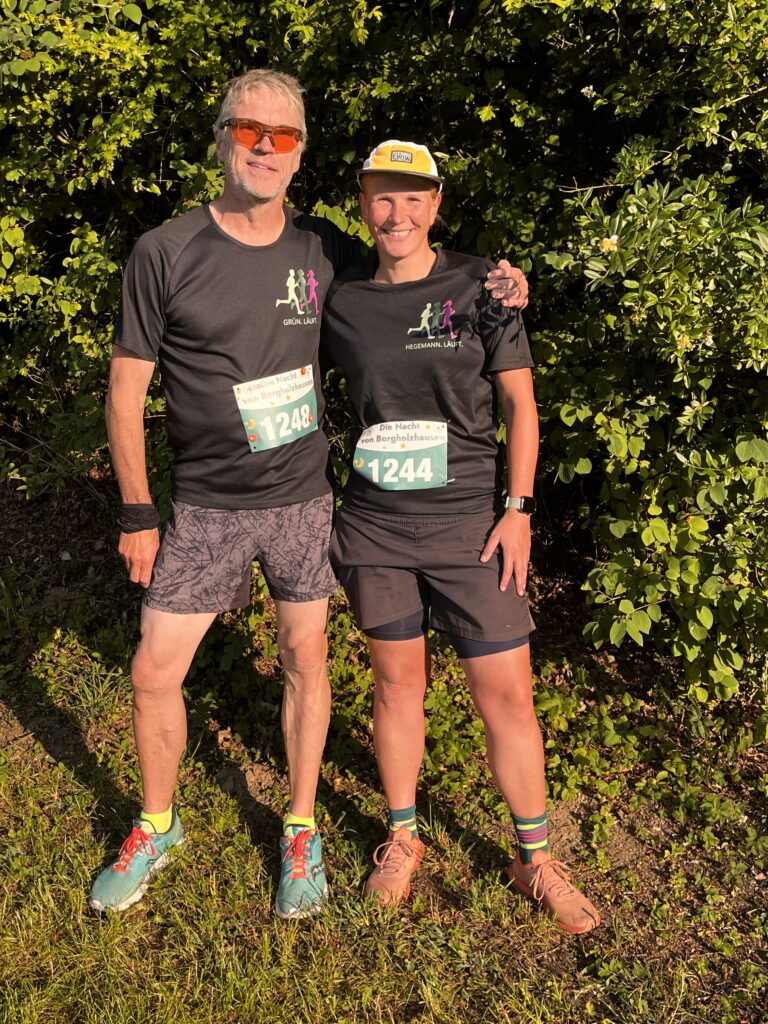 Gemeinsame Lauf- und Radtour in Orange zum Internationalen Tag gegen Gewalt an Frauen