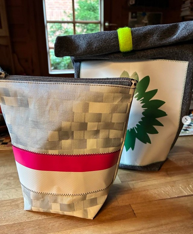 Was machen wir eigentlich…Vom Bauzaun zur Tasche: Grüne Halle (Westf.) setzen auf kreatives Upcycling